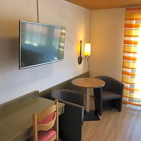 ホテル Heuberger Hof, 3*