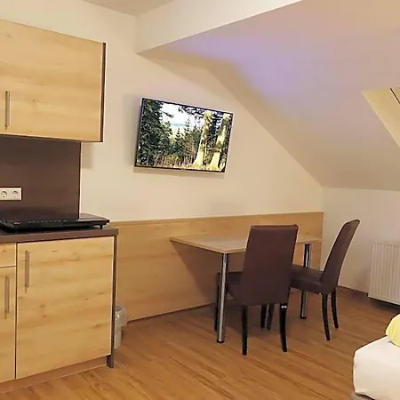 ホテル Heuberger Hof, 3*